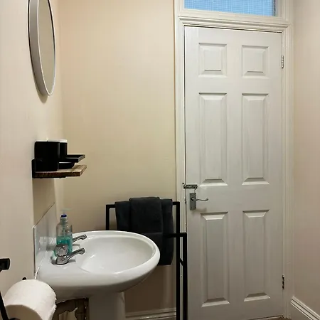 Entire Apartment Boutique King Size Bed Near Town Centre Colchester Exterior photo